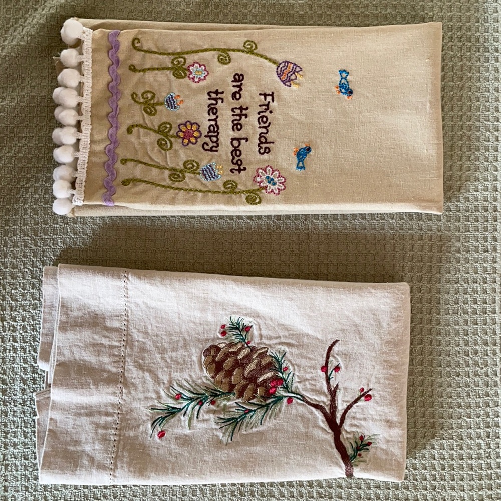 Decorative guest towels